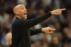 包含清晨法甲传出新动向，曼城止住颓势，管理层表态：赛场秩序良好，球队文化再被提及的词条爱游戏